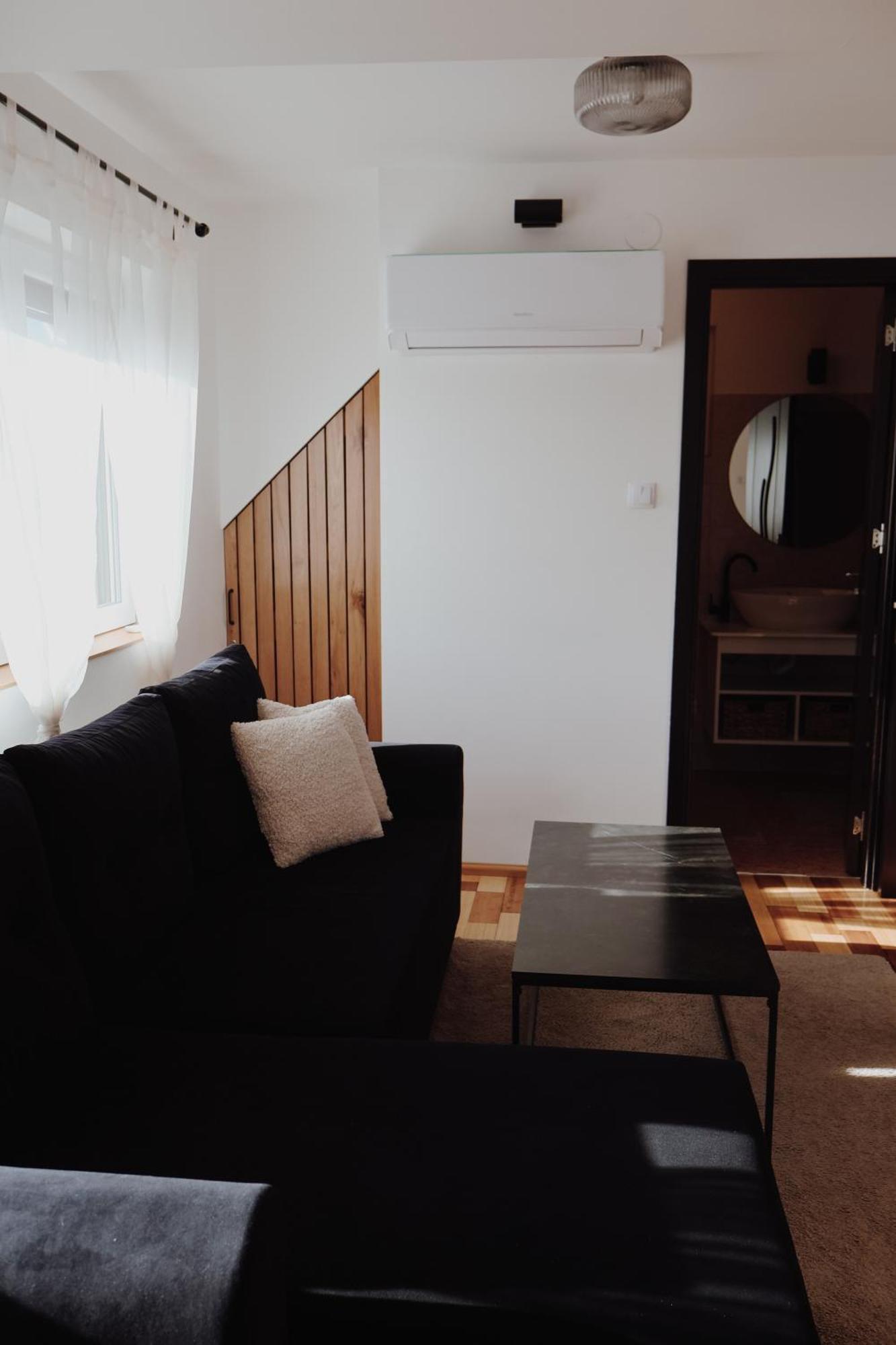 Doux Apartman Odorheiu Secuiesc Esterno foto